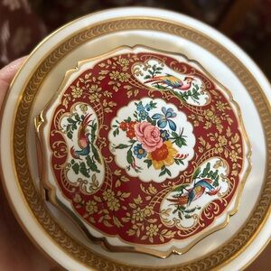 Vintage STRATTON Compact